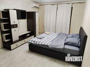 1-к квартира, посуточно, 39м2, 7/10 этаж