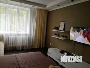 1-к квартира, посуточно, 40м2, 3/10 этаж