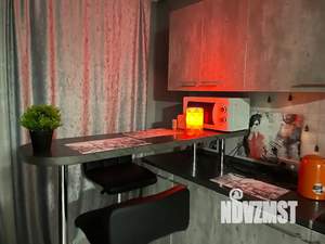 Студия квартира, посуточно, 41м2, 1/16 этаж