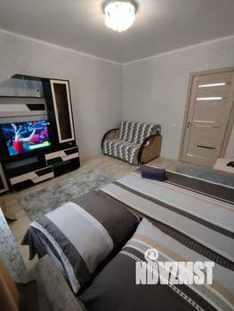 1-к квартира, посуточно, 34м2, 8/10 этаж