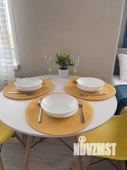 Студия квартира, посуточно, 35м2, 1/10 этаж