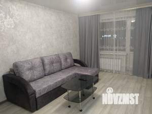 1-к квартира, посуточно, 42м2, 1/10 этаж