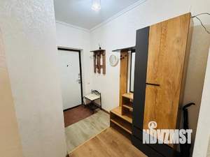 Студия квартира, посуточно, 40м2, 10/25 этаж