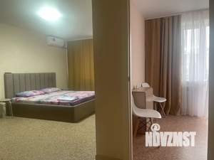 1-к квартира, посуточно, 40м2, 9/16 этаж