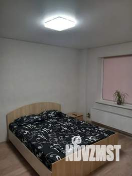 1-к квартира, посуточно, 32м2, 1/10 этаж