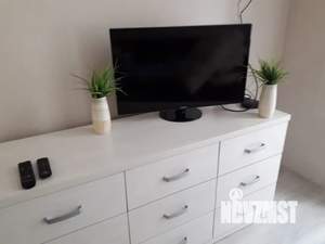 Студия квартира, посуточно, 32м2, 13/25 этаж