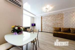 2-к квартира, посуточно, 68м2, 1/23 этаж