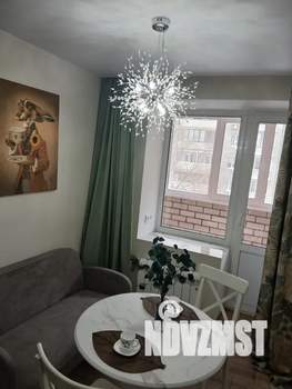 1-к квартира, посуточно, 43м2, 4/9 этаж