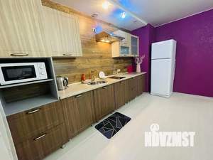 Студия квартира, посуточно, 42м2, 15/23 этаж