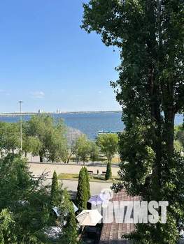 Студия квартира, посуточно, 42м2, 4/5 этаж