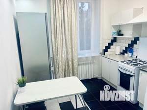 1-к квартира, посуточно, 60м2, 1/1 этаж