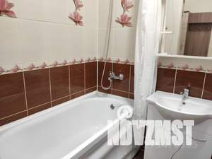 1-к квартира, посуточно, 36м2, 14/14 этаж