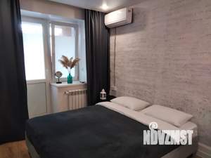 Студия квартира, посуточно, 20м2, 1/16 этаж