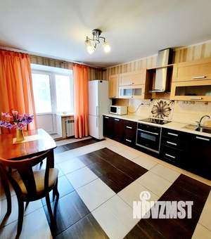 2-к квартира, посуточно, 68м2, 6/10 этаж