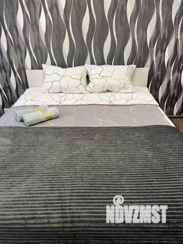 1-к квартира, посуточно, 40м2, 10/10 этаж