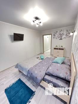 Студия квартира, посуточно, 32м2, 3/10 этаж