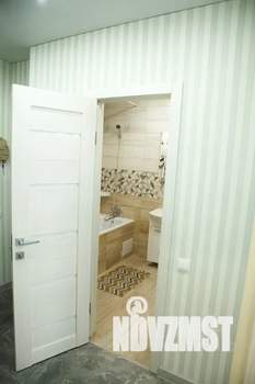 1-к квартира, посуточно, 47м2, 1/25 этаж