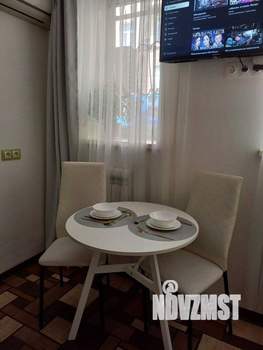 1-к квартира, посуточно, 40м2, 1/2 этаж