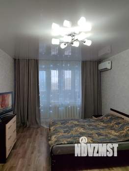 1-к квартира, посуточно, 40м2, 7/10 этаж