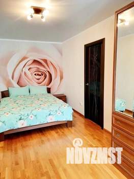 2-к квартира, посуточно, 65м2, 1/1 этаж