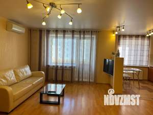 Студия квартира, посуточно, 45м2, 5/10 этаж