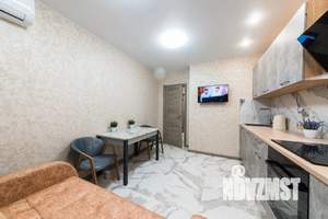 1-к квартира, посуточно, 39м2, 1/27 этаж