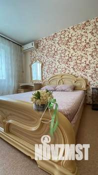 1-к квартира, посуточно, 40м2, 6/9 этаж