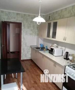 1-к квартира, посуточно, 38м2, 3/10 этаж