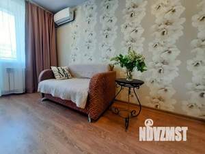 1-к квартира, посуточно, 37м2, 1/1 этаж