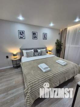 1-к квартира, посуточно, 37м2, 10/22 этаж