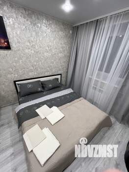 1-к квартира, посуточно, 40м2, 8/14 этаж