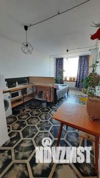 Студия квартира, посуточно, 25м2, 17/18 этаж