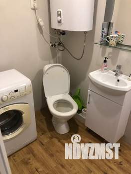 Студия квартира, посуточно, 36м2, 1/5 этаж