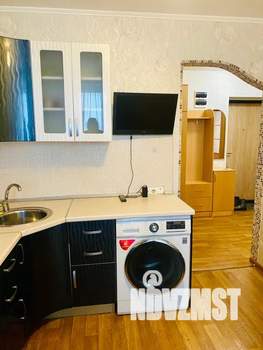 1-к квартира, посуточно, 40м2, 2/10 этаж