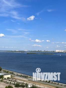 Студия квартира, посуточно, 32м2, 13/25 этаж