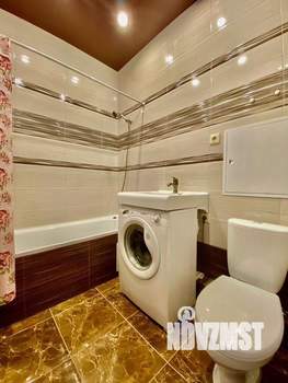 Студия квартира, посуточно, 31м2, 1/6 этаж