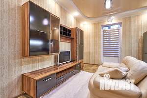 1-к квартира, посуточно, 44м2, 3/18 этаж