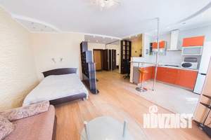 Студия квартира, посуточно, 35м2, 5/10 этаж