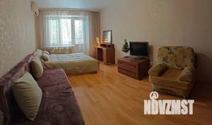 1-к квартира, посуточно, 34м2, 2/9 этаж
