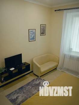 1-к квартира, посуточно, 40м2, 1/4 этаж