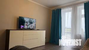 Студия квартира, на длительный срок, 30м2, 24/25 этаж