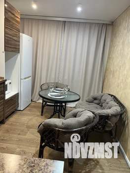 1-к квартира, посуточно, 46м2, 7/10 этаж