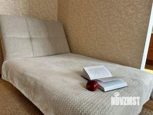 Студия квартира, посуточно, 42м2, 4/5 этаж