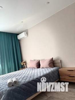 1-к квартира, посуточно, 42м2, 9/10 этаж