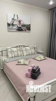 Студия квартира, посуточно, 30м2, 9/25 этаж