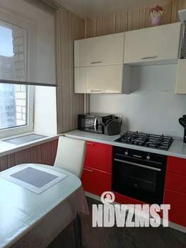 1-к квартира, посуточно, 37м2, 7/10 этаж