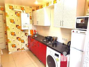 1-к квартира, посуточно, 50м2, 1/10 этаж