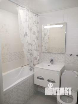 1-к квартира, посуточно, 42м2, 1/10 этаж