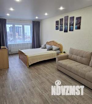 1-к квартира, посуточно, 45м2, 5/25 этаж