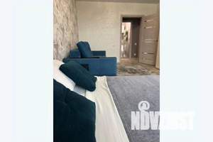 1-к квартира, посуточно, 42м2, 4/10 этаж